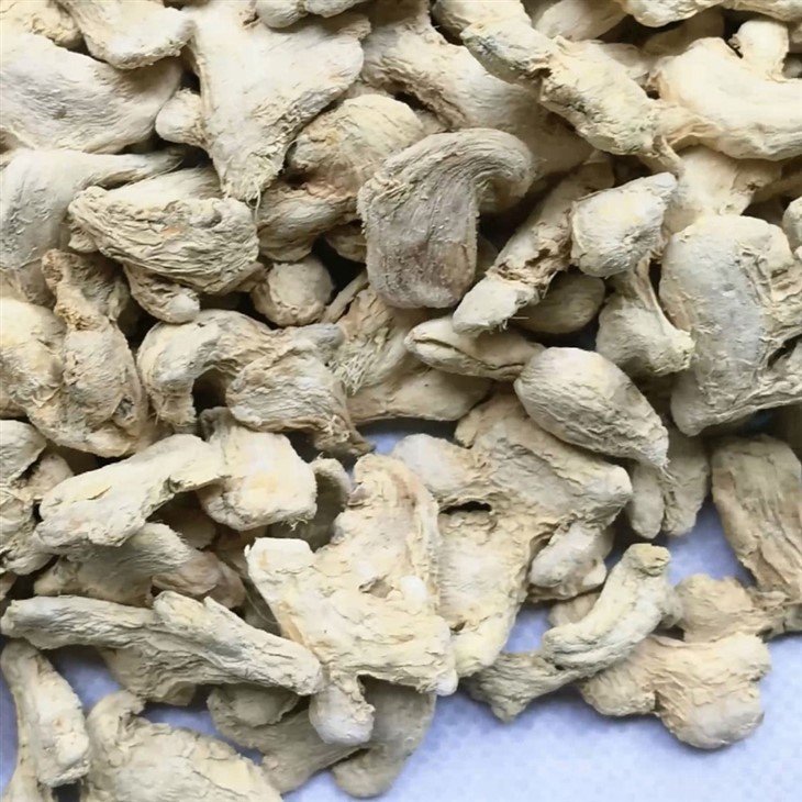 Whole dried ginger root